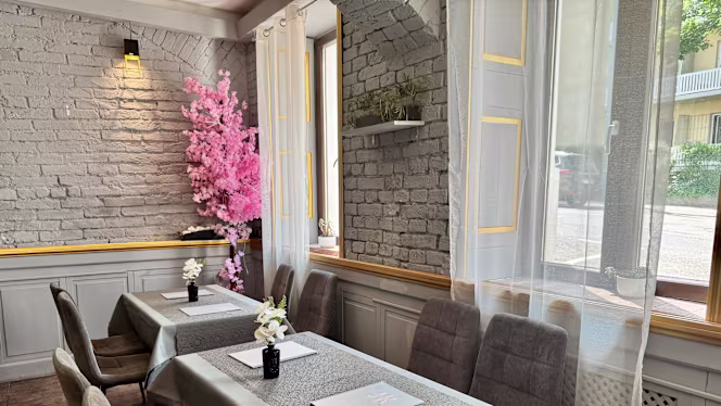 JR Indian Fusion Cuisine - 1