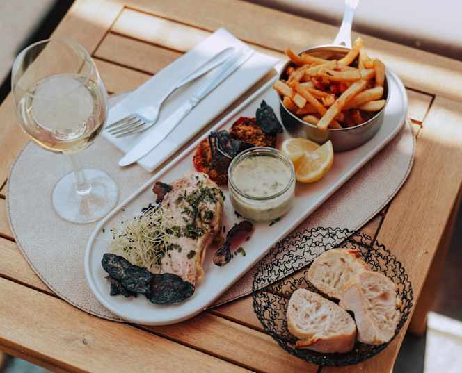 Le Comptoir Des Halles - Bistro Gourmand - 9