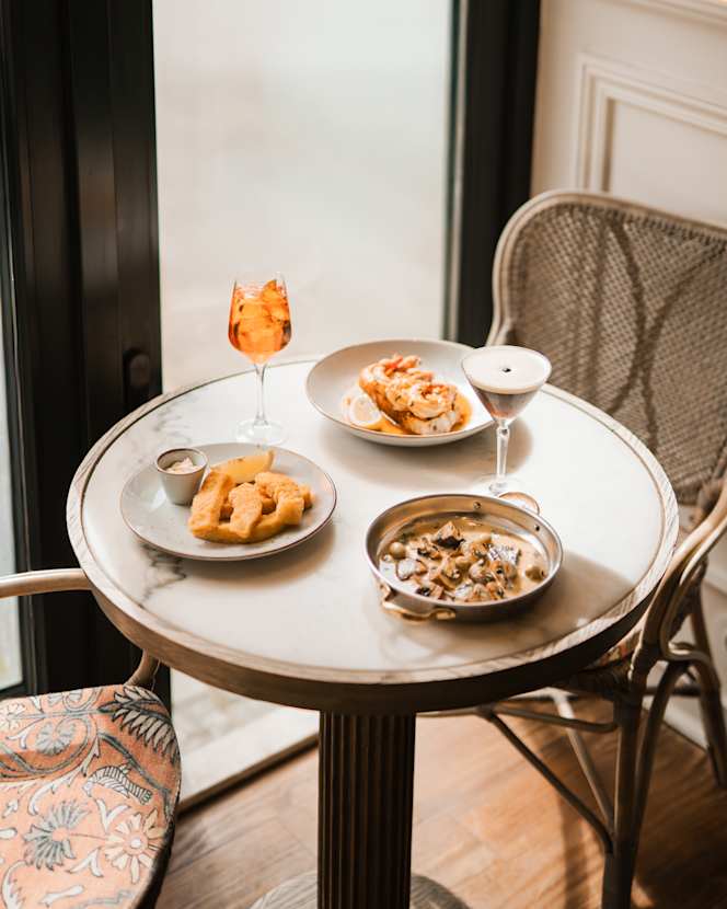 Delfina Café - 2