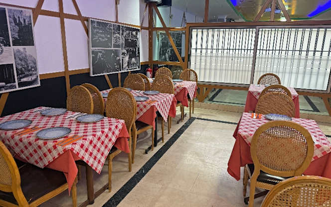 Royal Canteen Indian Cuisine - 6