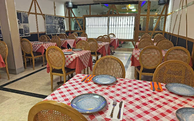 Royal Canteen Indian Cuisine - 2