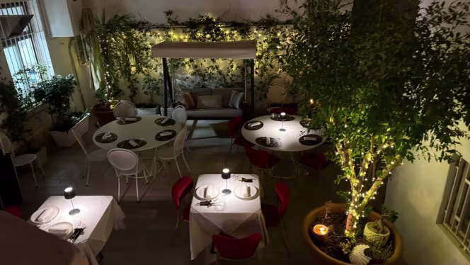 5 Sensi Restaurant - 3