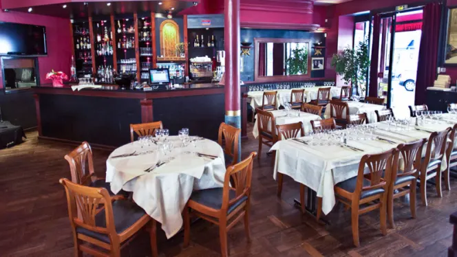 Les Diamantaires - 0