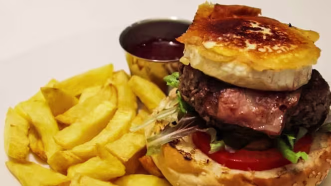 Queen Las Tablas - 3