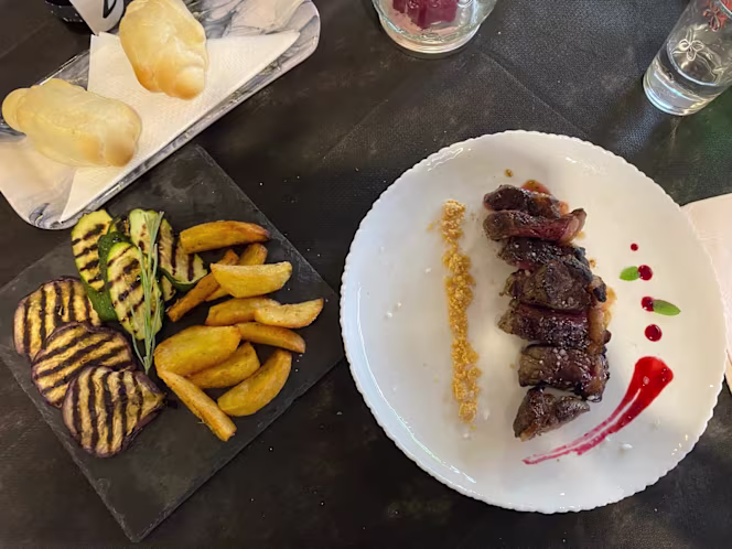 Ohana Bar & Kitchen - 6