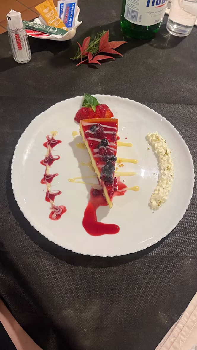 Ohana Bar & Kitchen - 2