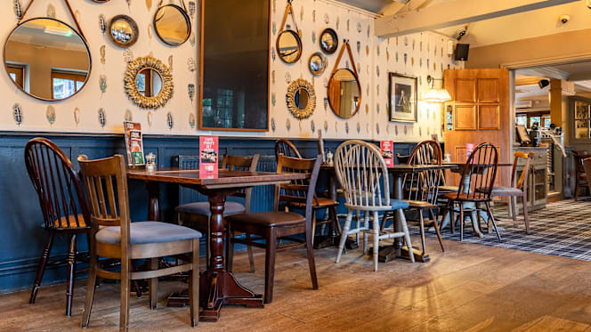 Queens Head Derby - 8