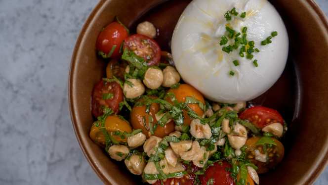 Champagne Route - Wapping - 1