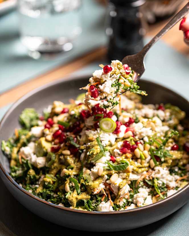 Kitchen and Bar by Courtyard Arcueil - Arcueil - 6