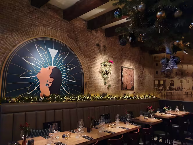 1714 Drinks & Bites - 2