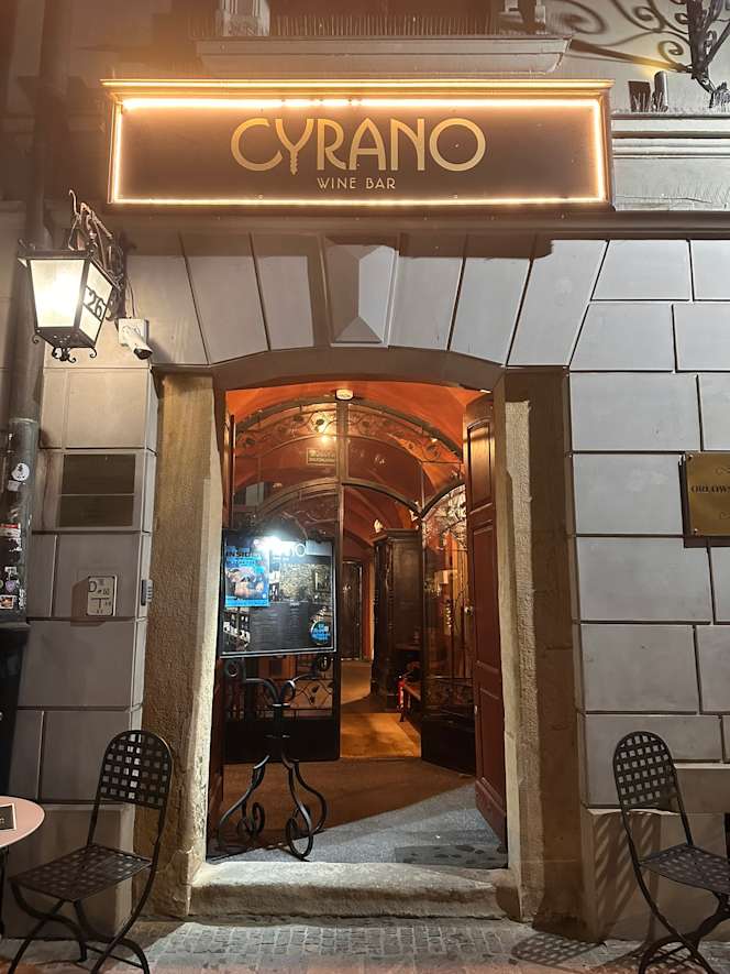 Cyrano Wine Bar - 5