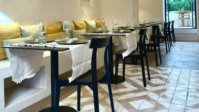 Lumia Restaurant - 4