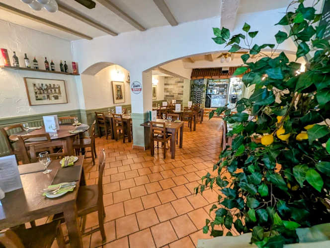 Limoncello Restaurant & Bar - 2