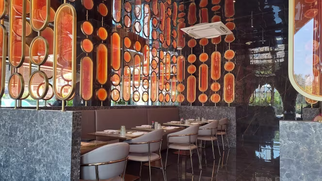 Meet Fusion Sushi - 5