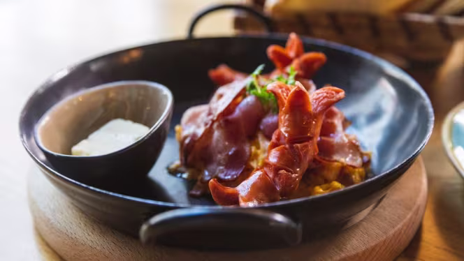 Arizona Burger & Bar - 4