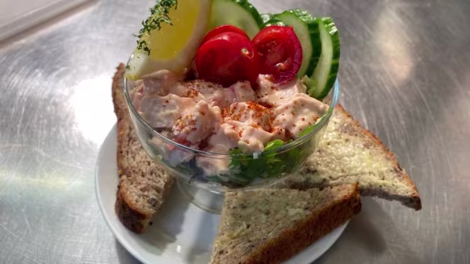 The Two Lifeboats - 1