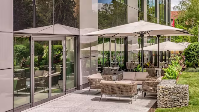 Moments – Geneva Marriott Hotel - 0