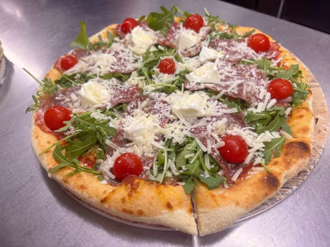 Claudio's Pizzas - 1