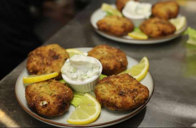 Crete Island Restaurant - 8