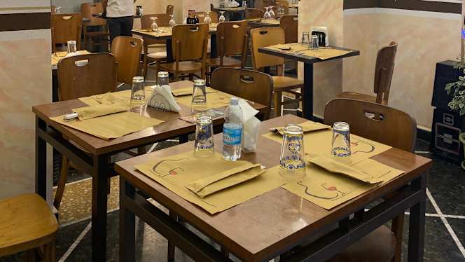 Pizza House - 3