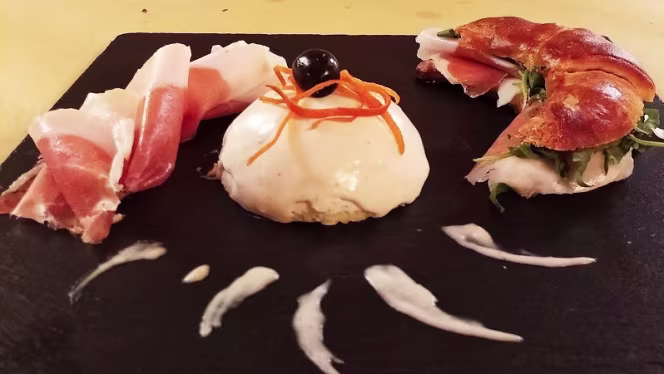 Centro rurale di ristoro e degustazione "Il Vecchio Olmo" - 2