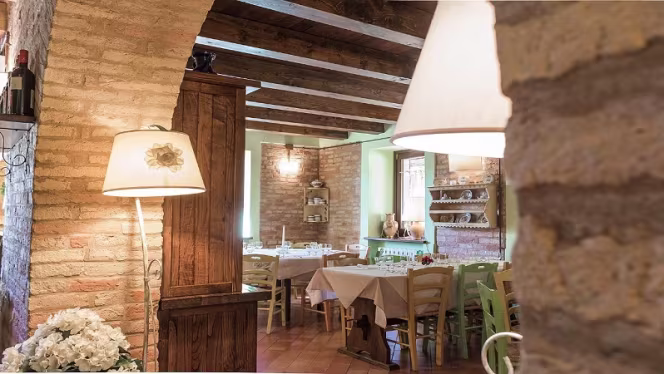 Centro rurale di ristoro e degustazione "Il Vecchio Olmo" - 6