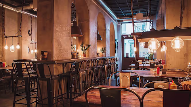 Tugg Burgers Göteborg - 0