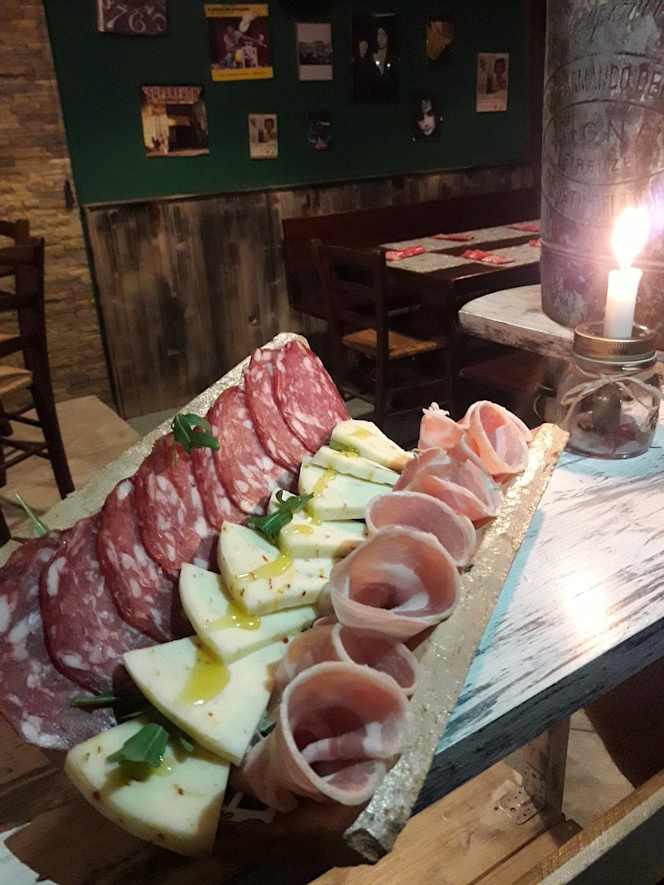 Sunset pub cafe - 9