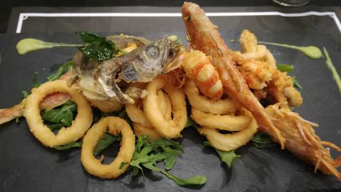 Sports Bar Italian Food - Carrer Ample - 6