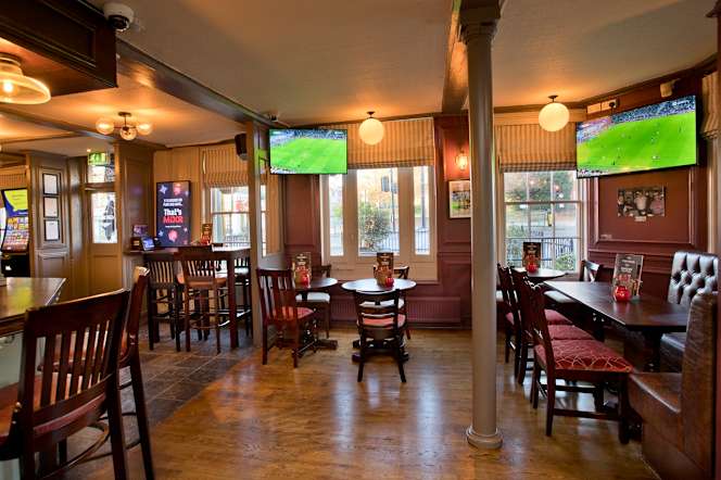 The George Woodford - 7