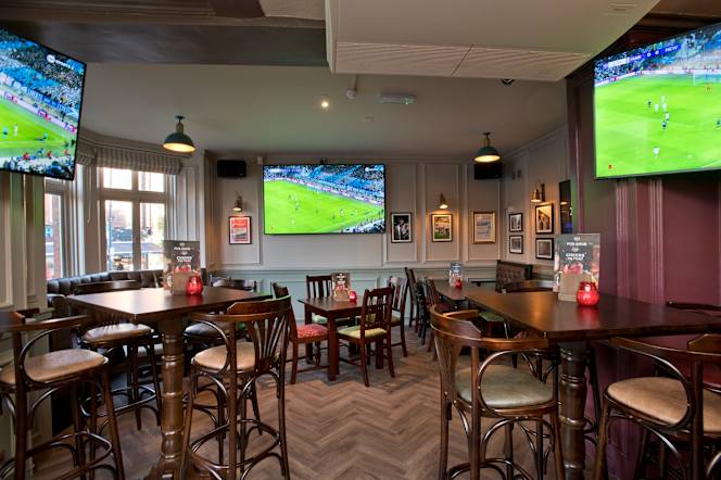 The George Woodford - 6