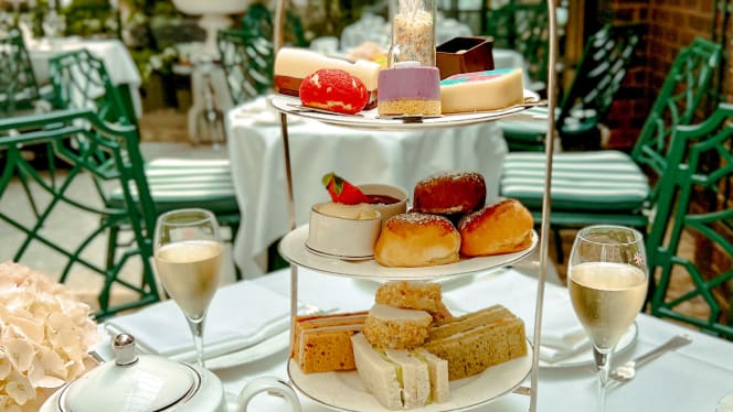 Afternoon Tea at the Chesterfield Mayfair - 3