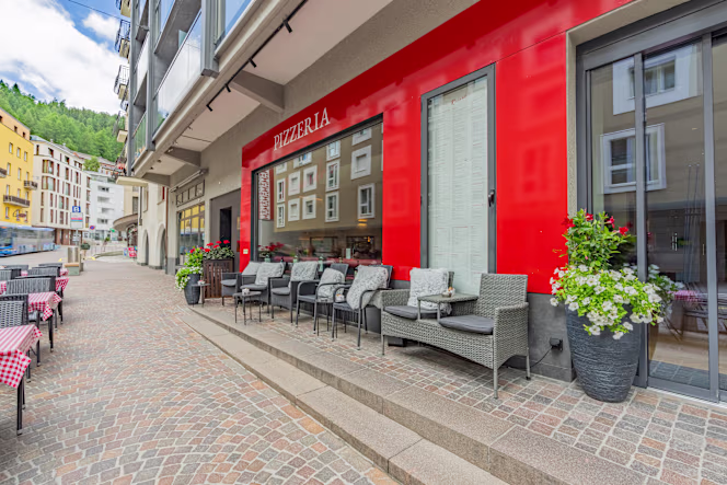 Pizzeria Ristorante Riccardo´s - St. Moritz - 7
