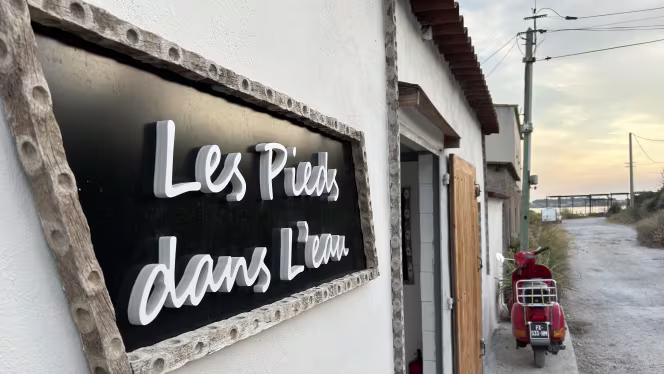 Les pieds dans l'eau - 0