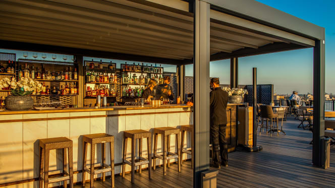 Adéle Mixology Lounge - 2