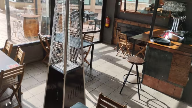 Hambrientos Hasta El Amanecer - 2