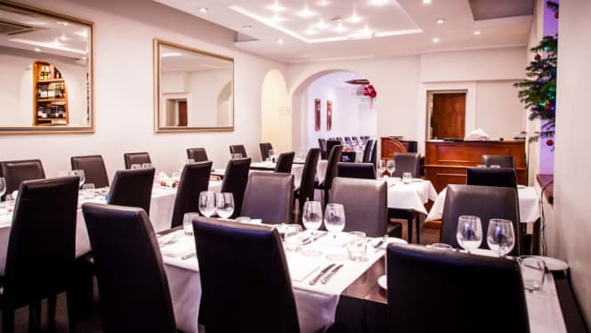 IsolaBella Restaurant - 8