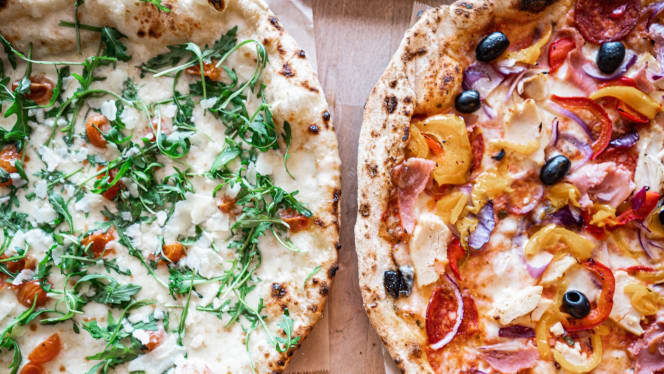 The Pizza Room - Hackney - London - 4