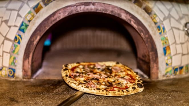 The Pizza Room - Hackney - London - 6