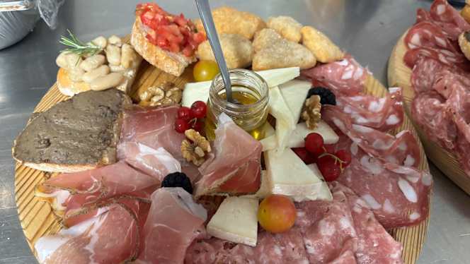 Trattoria Sotto L'Arco - 2