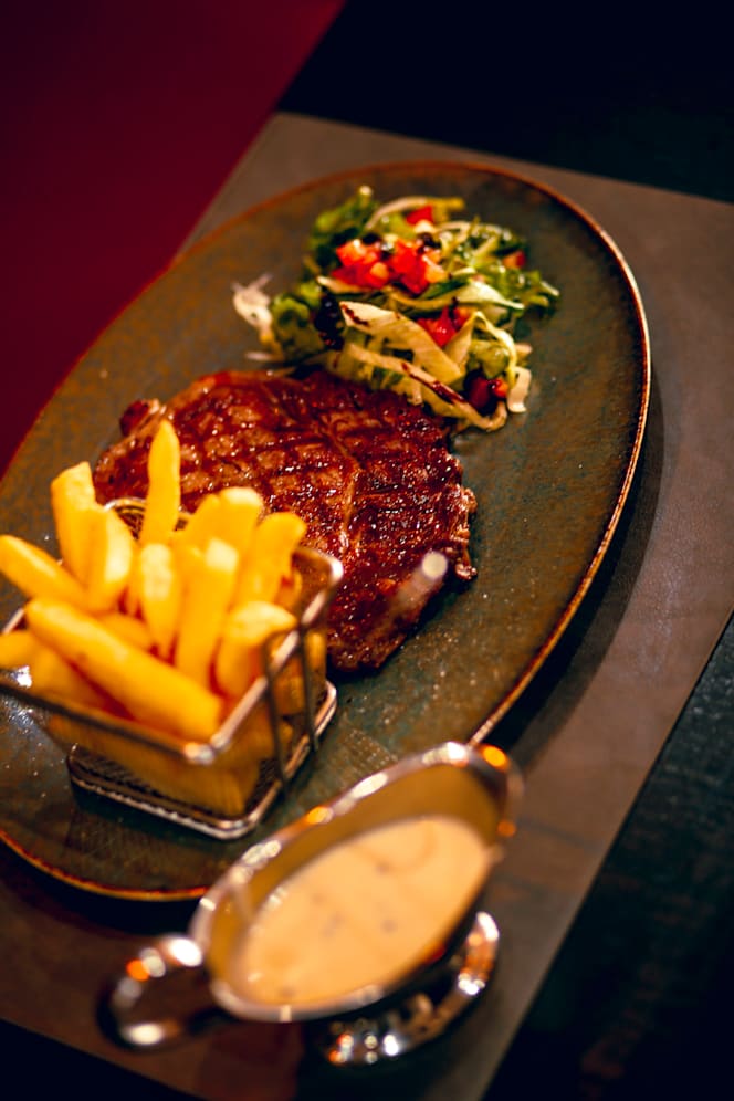 La Petite Suisse - 0