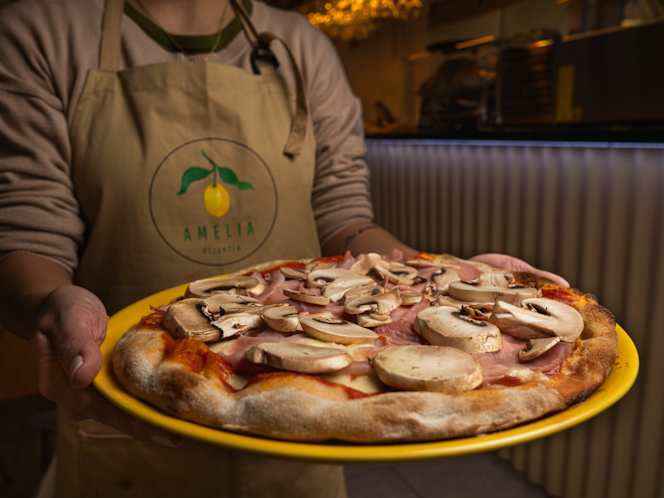 Amelia Pizza Bar - 7