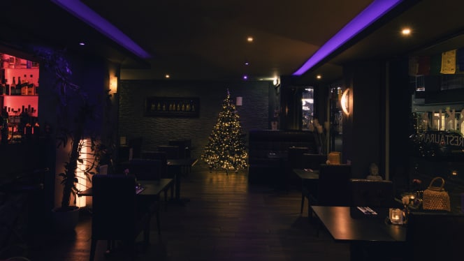 Gorkha Indiaas & Nepalees Familie Restaurant - 5