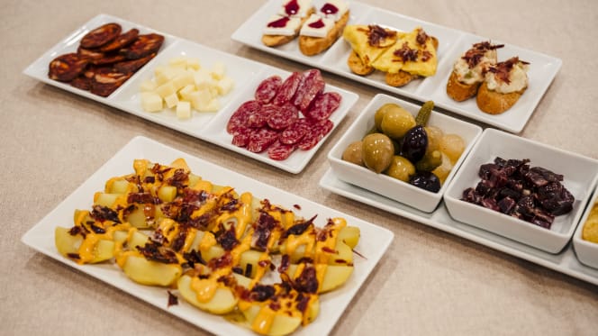 Enrique Tomas Sagrada Familia  - Tienda Jamon Gourmet - 2