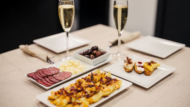 Enrique Tomas Sagrada Familia  - Tienda Jamon Gourmet - 4