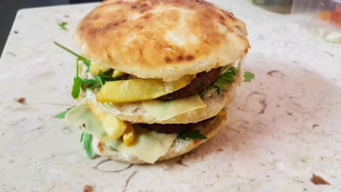 Pizzeria Made In Italy - 9