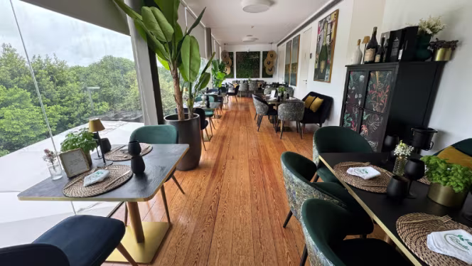 Basilic Restaurant - 8