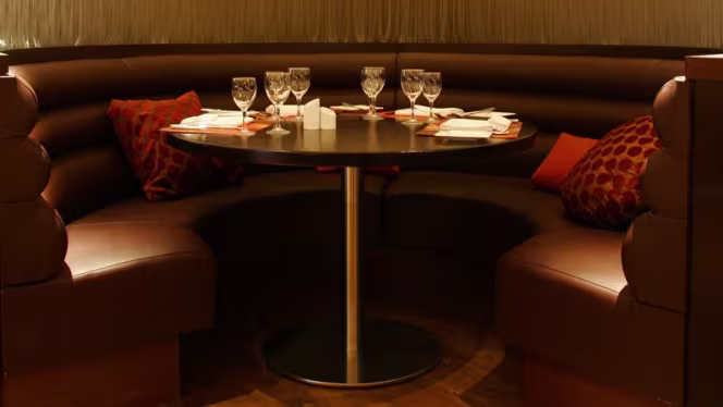 The Grill at the Mandolay - 7