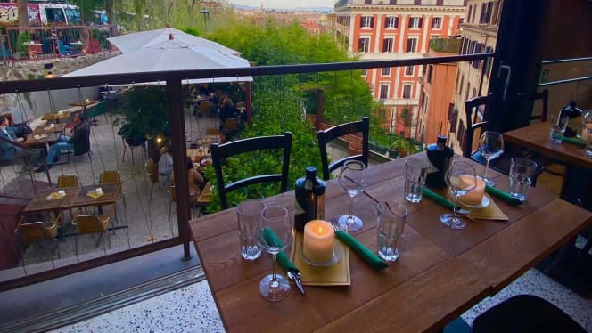 Ombre Rosse - Roma - 2