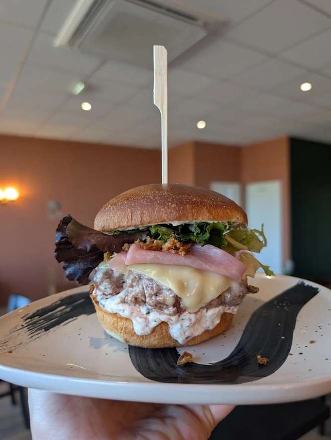 Tovog Burger - 9